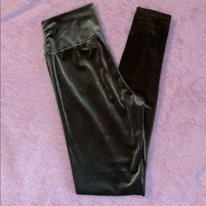 High-waisted Velvet leggings